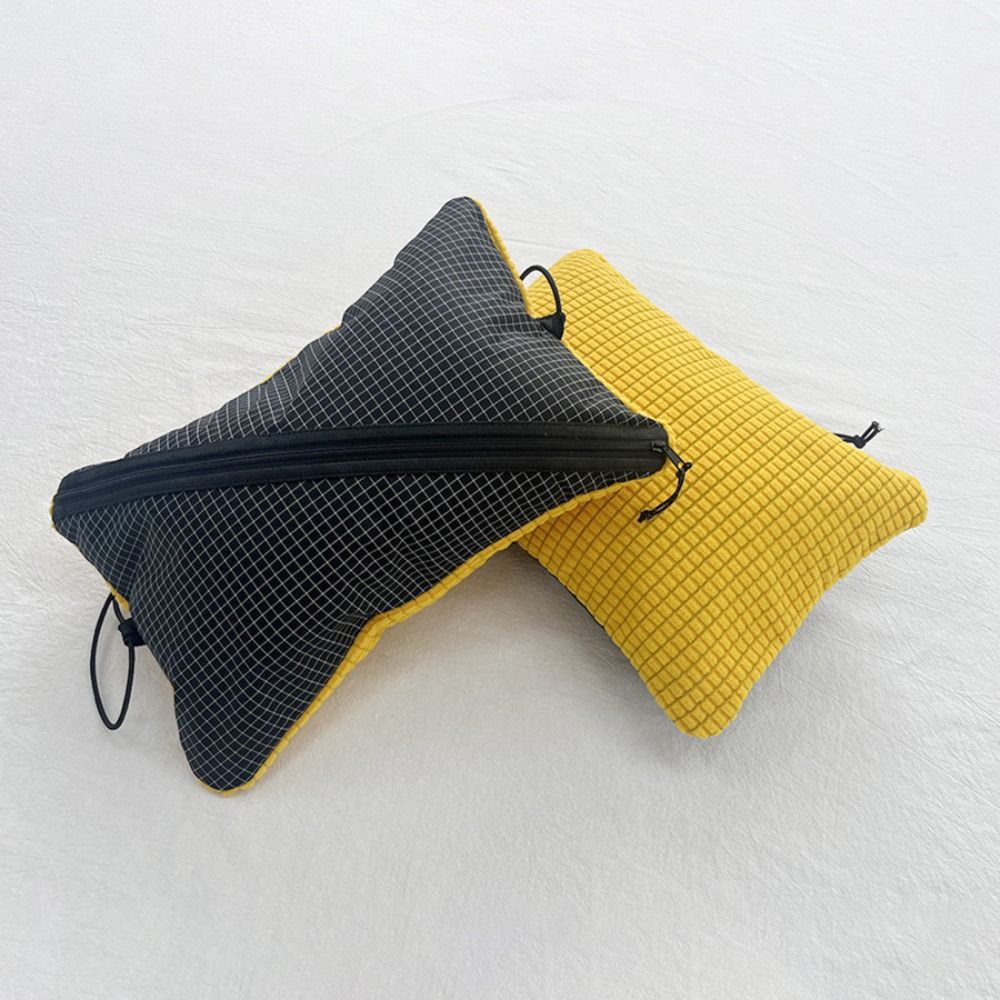 Zachte 2-in-1 kussenopbergtas  - Camp Pillow Compressible recensie en prijs