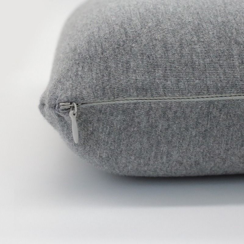 Traagschuim campingkussen voor - Camp Pillow Compressible recensie en prijs